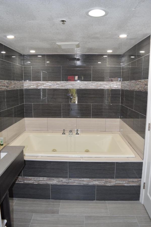 לה פואנטה Budget Inn מראה חיצוני תמונה